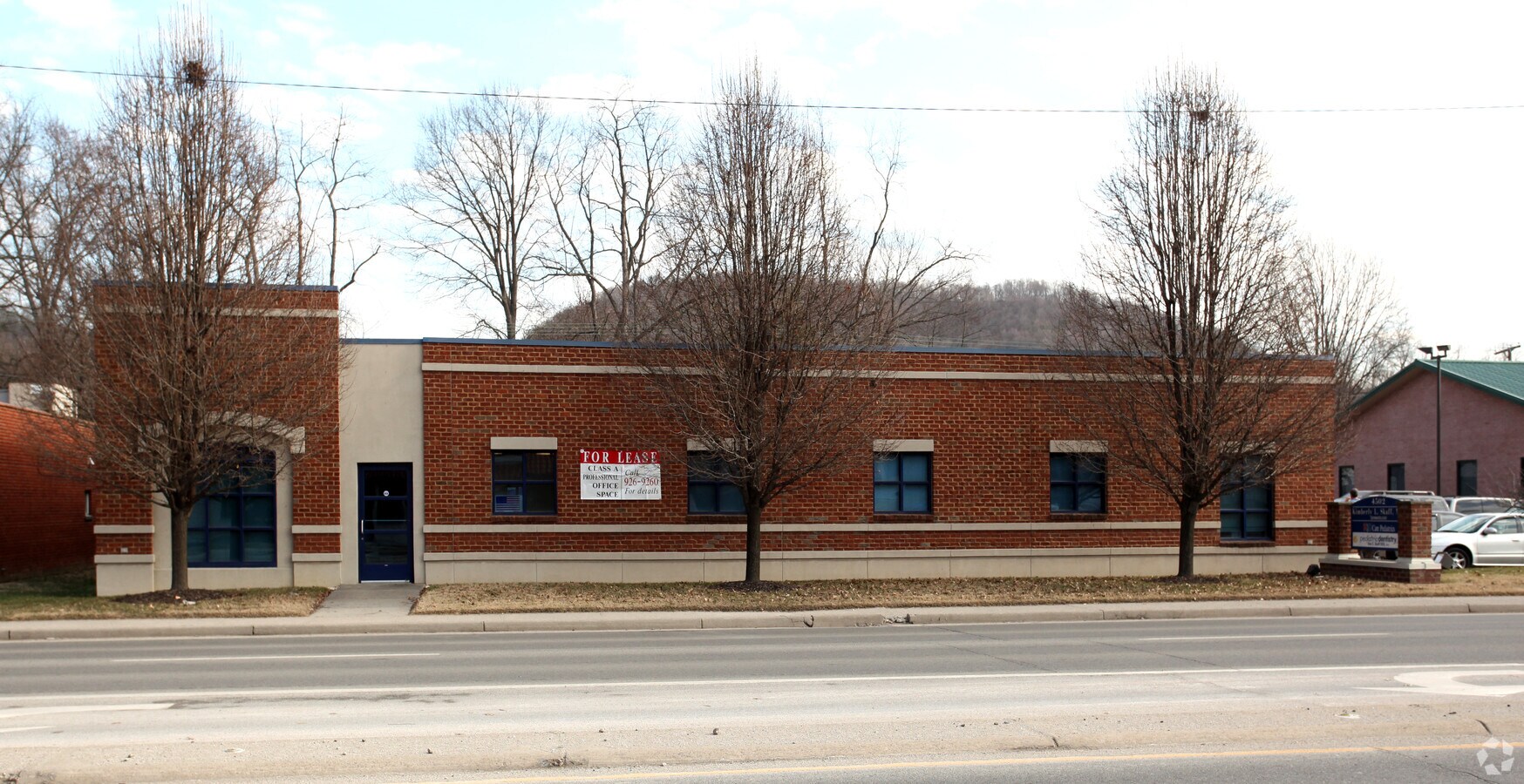 4502 MacCorkle Ave SE, Charleston, WV, 25304 – Office Space For Lease | www.realcorpinc.com