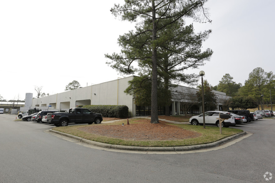 3908 Patriot Dr, Durham, NC for lease - Building Photo - Image 3 of 3