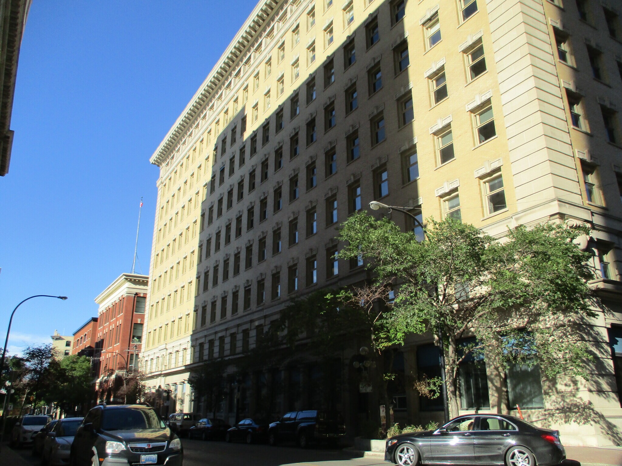 167 Lombard Ave Winnipeg MB R3B 0V3 Grain Exchange Building LoopNet 167 Lombard Ave Winnipeg MB R3B 0V3 Grain Exchange Building LoopNet