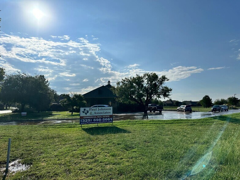 441 Lone Star Dr, Abilene, TX for sale - Building Photo - Image 2 of 33