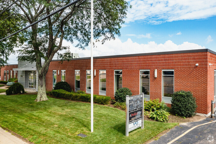 195 Dupont Dr, Providence, RI for lease - Primary Photo - Image 1 of 12