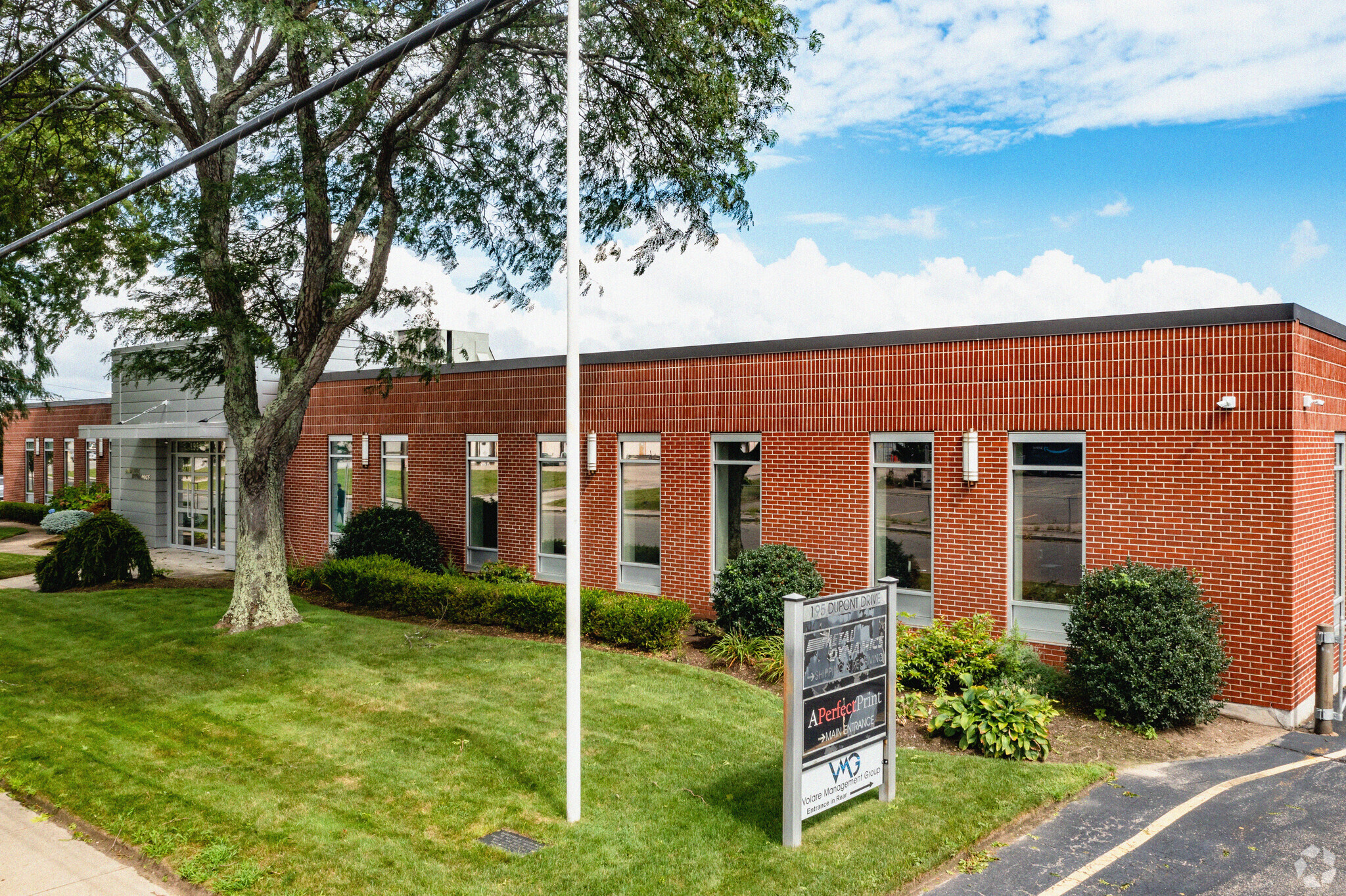 195 Dupont Dr, Providence, RI for lease Primary Photo- Image 1 of 13