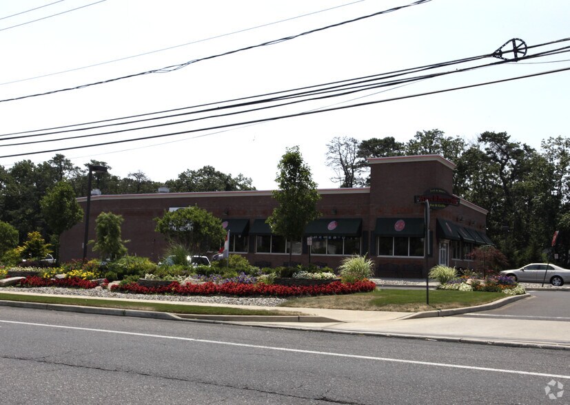 979 Cedar Bridge Ave, Brick, NJ 08723