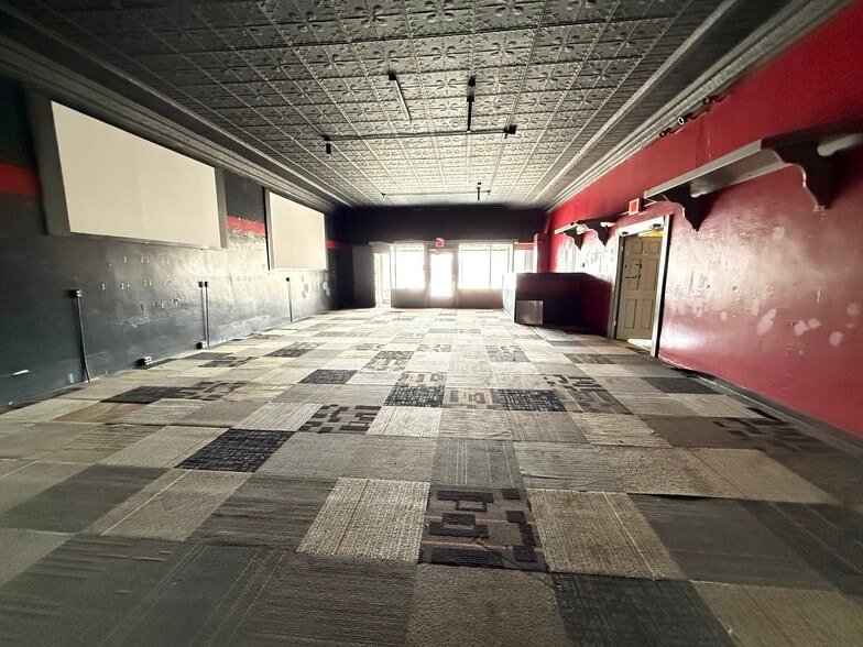 319 Main St, Towanda, KS for lease - Primary Photo - Image 3 of 5