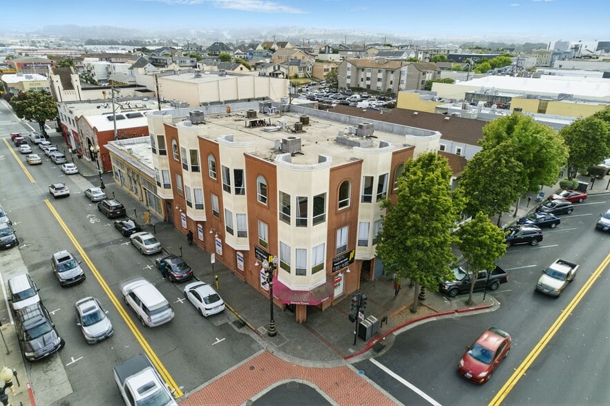 301 Grand Ave, South San Francisco, CA for lease - Building Photo - Image 1 of 66