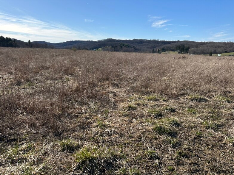 3004 Flat Top Rd, Ghent, WV for sale - Building Photo - Image 3 of 5