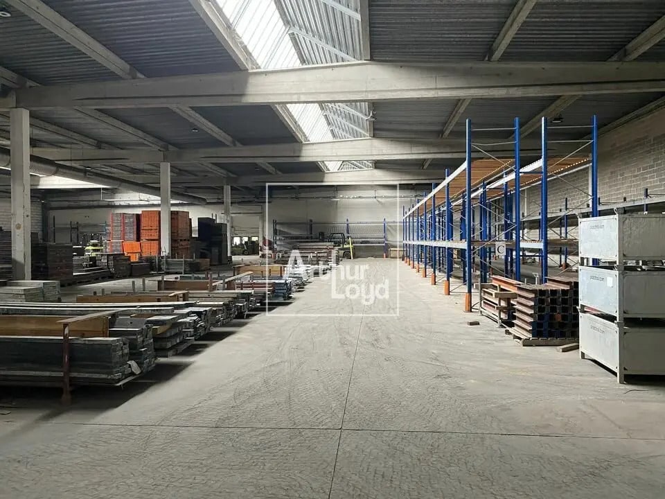 Flex in Moissy-Cramayel for lease Construction Photo- Image 1 of 8