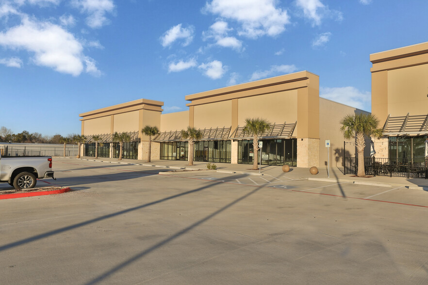 3300 Bayport Blvd, Seabrook, TX for lease - Building Photo - Image 3 of 12