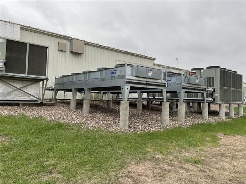 5676 Industrial Park Rd, Winona, MN for lease - Building Photo - Image 3 of 16