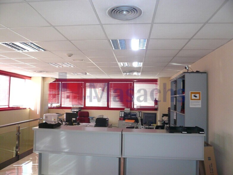 Industrial in Aiguaviva, Gerona for sale - Interior Photo - Image 3 of 5