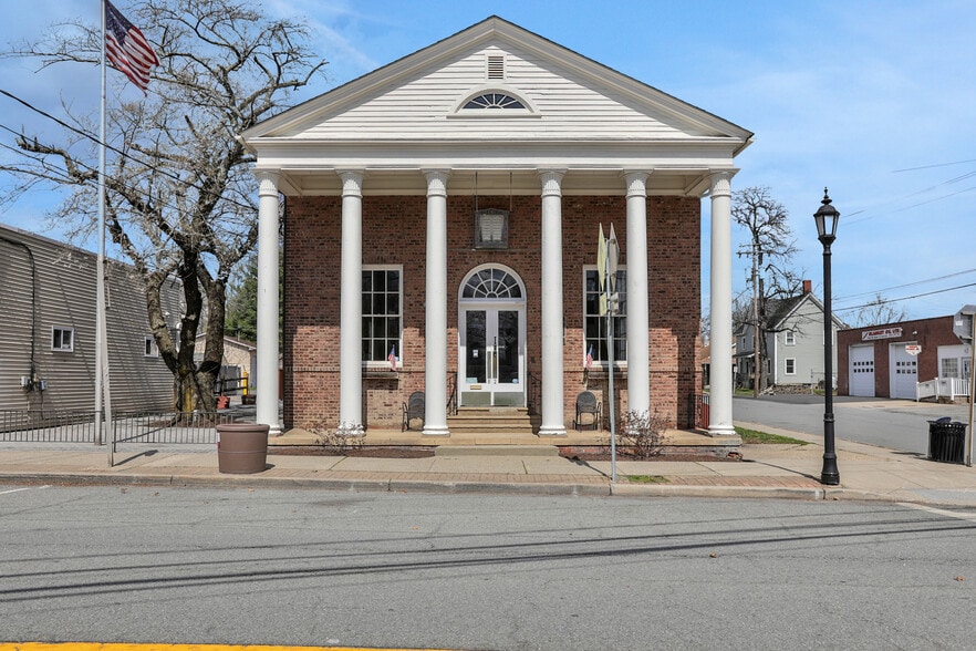 62 Main St, Pine Bush, NY for sale - Building Photo - Image 1 of 45