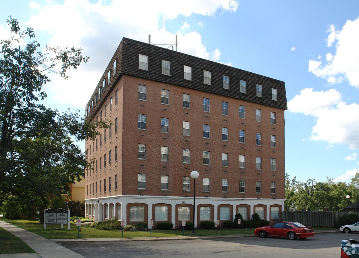 5820 Main St, Williamsville, NY 14221