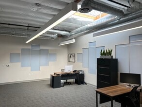 2611-2615 Manhattan Beach Blvd, Redondo Beach, CA for lease Interior Photo- Image 2 of 8