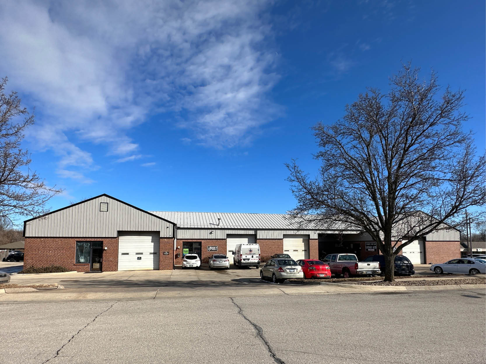 526-534 Gateway Dr, Lawrence, KS for sale Building Photo- Image 1 of 1