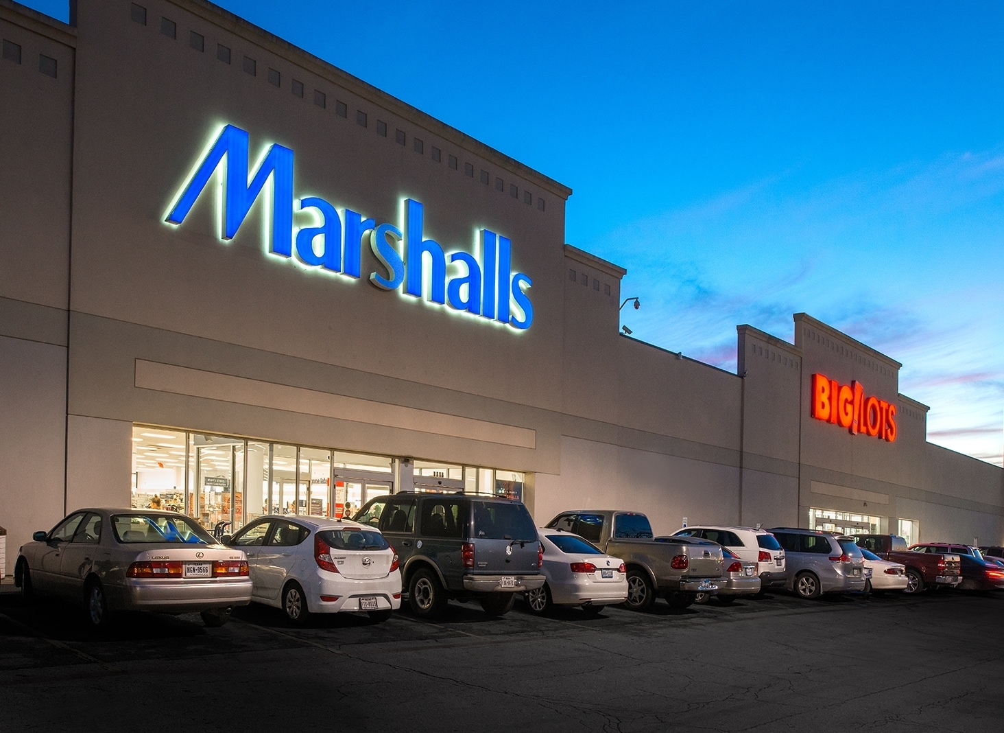 3544-3624 Forest Ln, Dallas, TX for lease Building Photo- Image 1 of 5