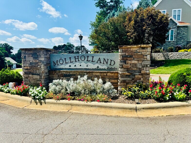 Mollholland Blvd, Morganton, NC for sale - Building Photo - Image 1 of 18
