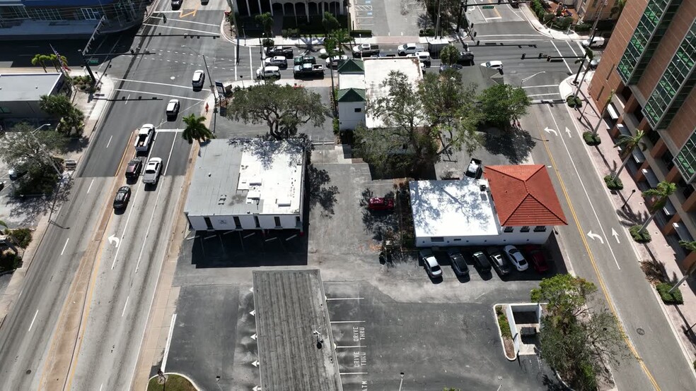 522 9th St W, Bradenton, FL for lease - Commercial Listing Video - Image 2 of 4