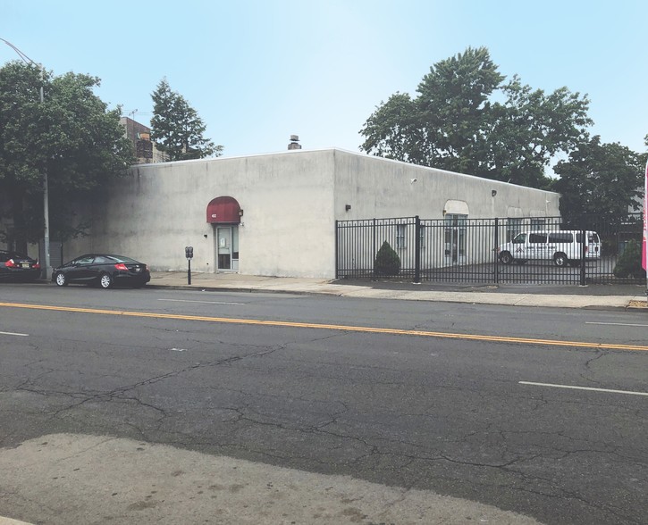 420-422 N Broad St, Elizabeth, NJ for sale - Primary Photo - Image 1 of 1