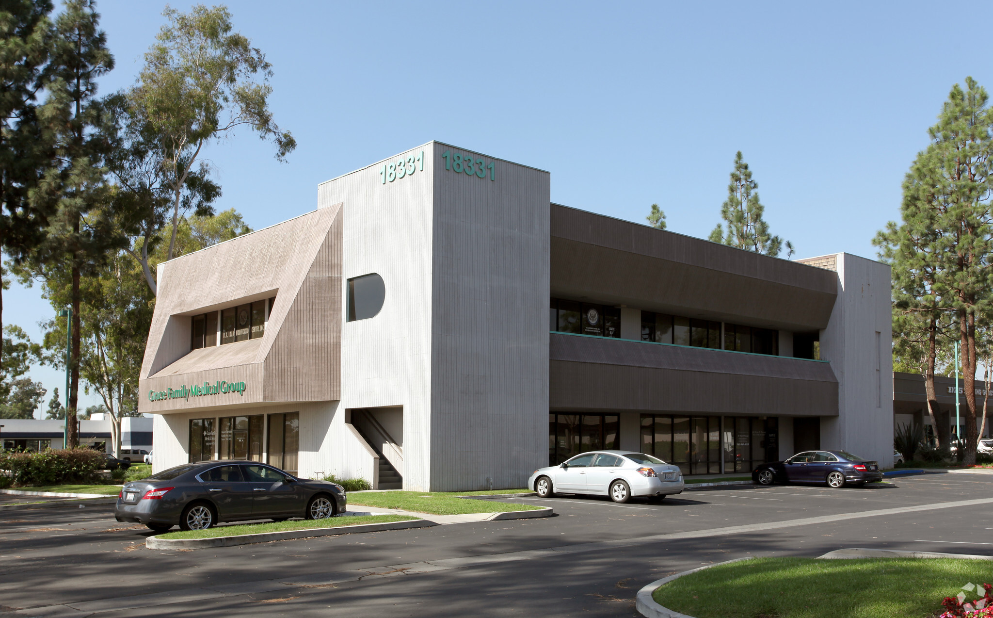 18331 Gridley Rd, Cerritos, CA for lease Primary Photo- Image 1 of 91