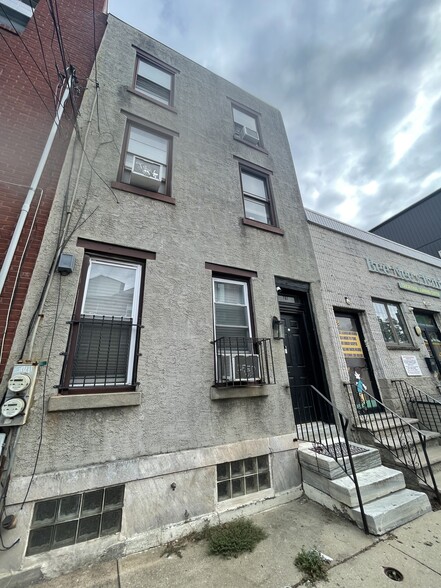 807 N 15th St, Philadelphia, PA for sale - Primary Photo - Image 1 of 1