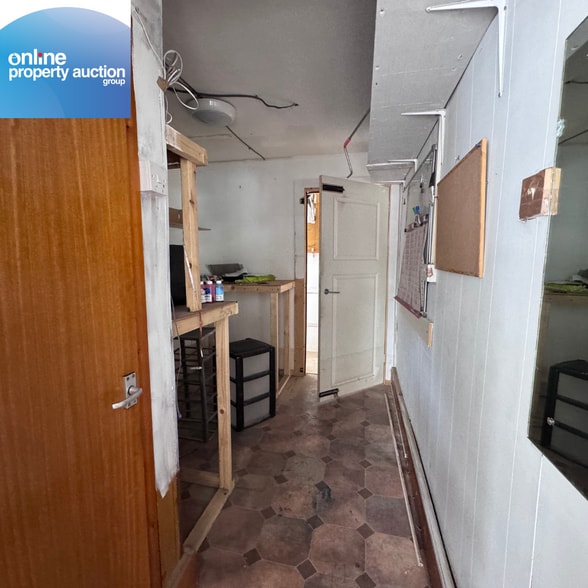 35 Cromford Rd Rd, Nottingham for sale - Building Photo - Image 3 of 16