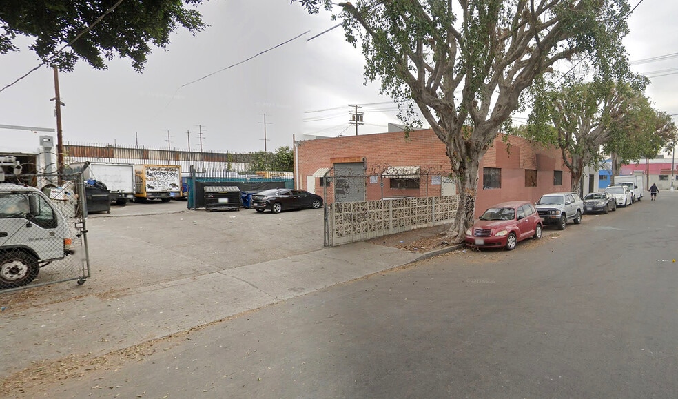 2431 S Main St, Los Angeles, CA for sale - Building Photo - Image 2 of 4