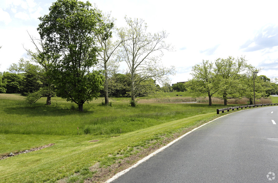 4-6 Giralda Farms, Madison, NJ for sale - Building Photo - Image 1 of 1