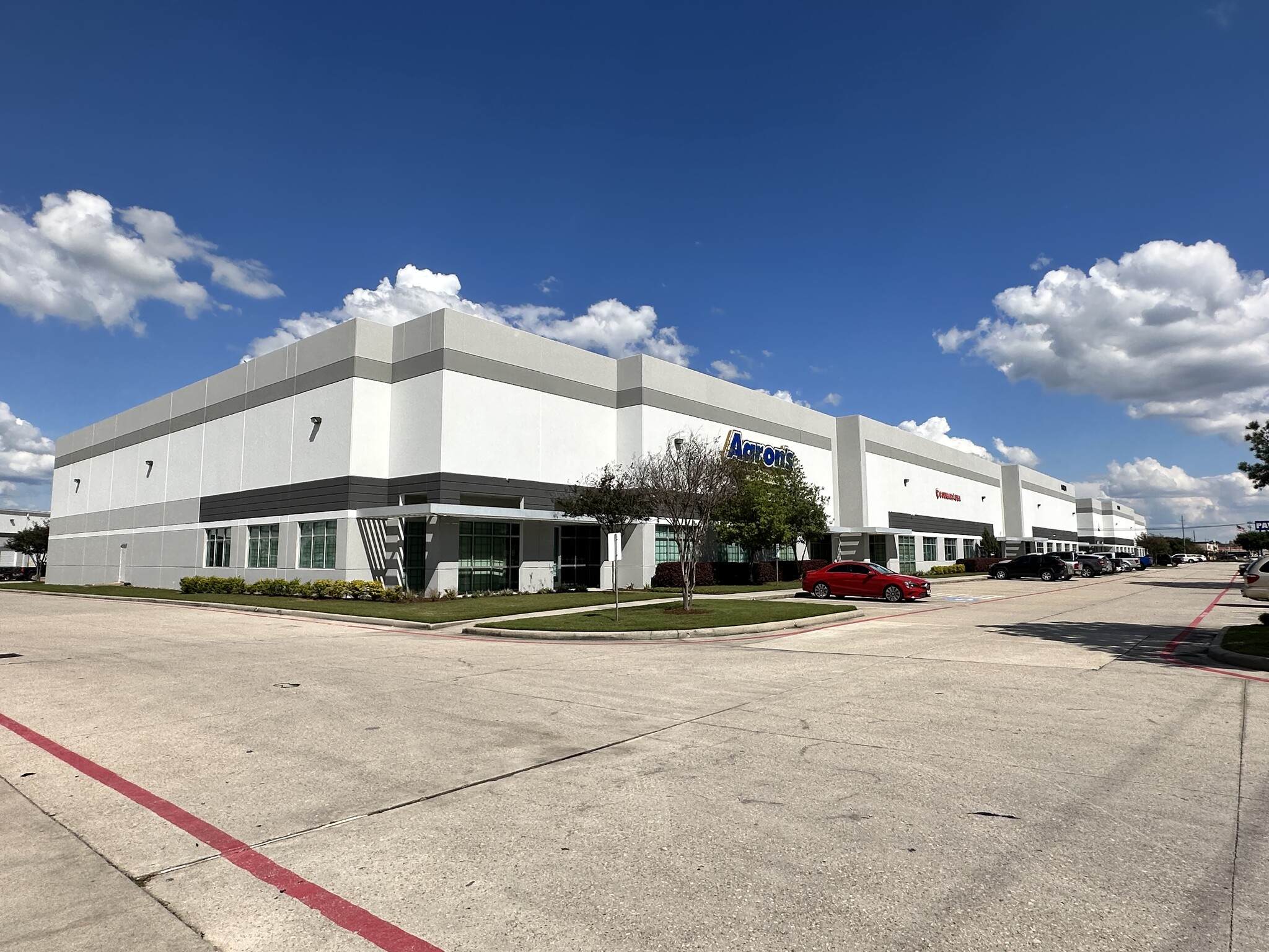 13770 Hollister Dr, Houston, TX for lease Building Photo- Image 1 of 13