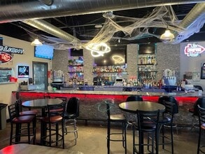 7108 Ditzler Ave, Raytown, MO for sale Interior Photo- Image 2 of 5