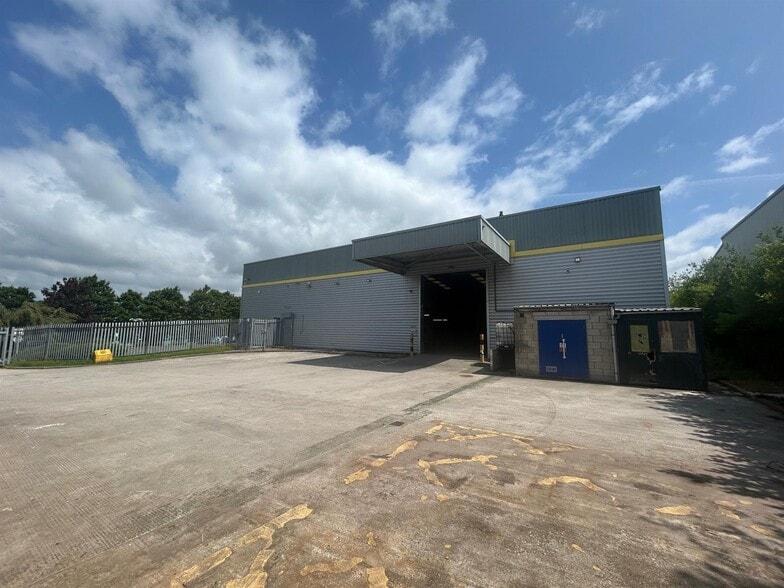 Altham Business Park, Accrington for lease - Building Photo - Image 3 of 5