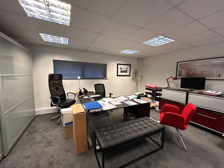 128A Eglantine Av, Belfast for lease - Building Photo - Image 1 of 4