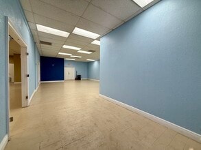 150-192 N Powerline Rd, Pompano Beach, FL for lease Interior Photo- Image 1 of 26