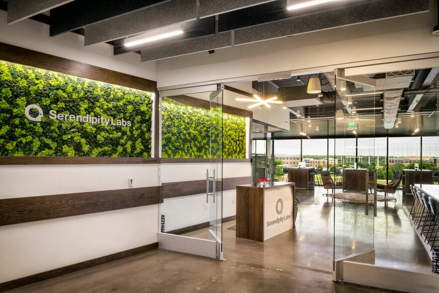 5440 W 110th St, Overland Park, KS for lease - Interior Photo - Image 1 of 6