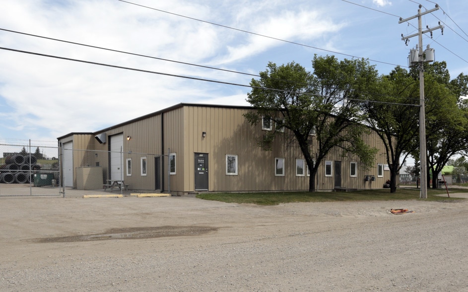 4010-4020 6a St NE, Calgary AB - Warehouse