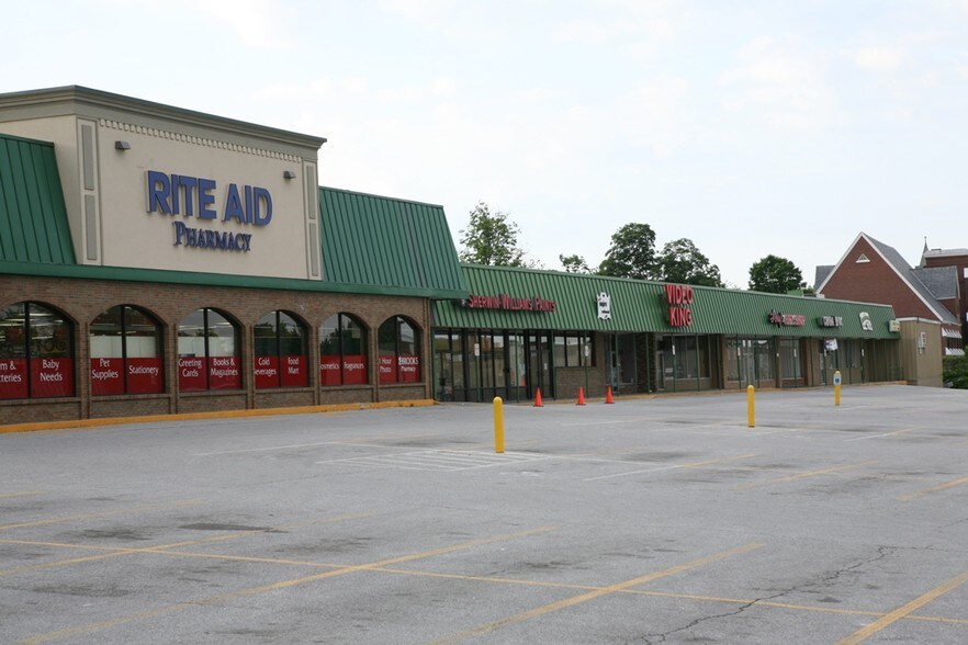 133-140 N Main St, Saint Albans, VT for sale - Building Photo - Image 1 of 1