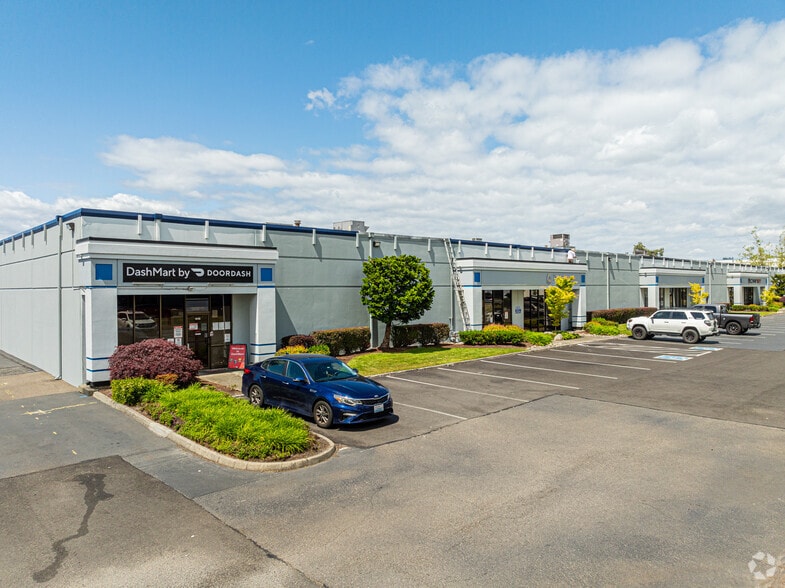 1017-1045 Andover Park E, Tukwila, WA for lease - Building Photo - Image 2 of 6