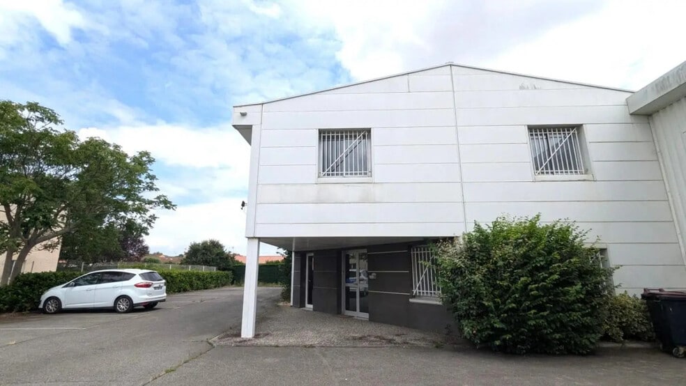 Flex in Quint-Fonsegrives for lease - Building Photo - Image 3 of 10