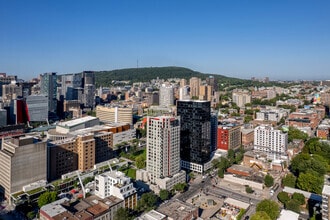 20 Boul de Maisonneuve O, Montréal, QC - AERIAL  map view