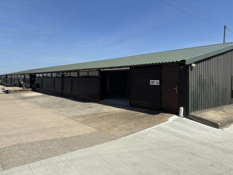 Marsh, Aylesbury for lease - Building Photo - Image 1 of 6