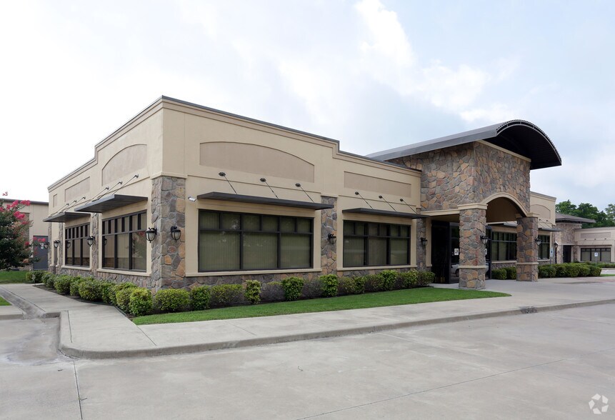 40 E McDermott Dr, Allen, TX for sale - Primary Photo - Image 1 of 1