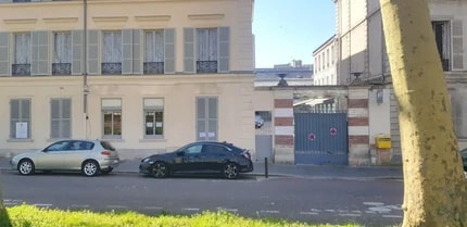 Avenue De Saint-Cloud, Versailles for lease Building Photo- Image 2 of 5
