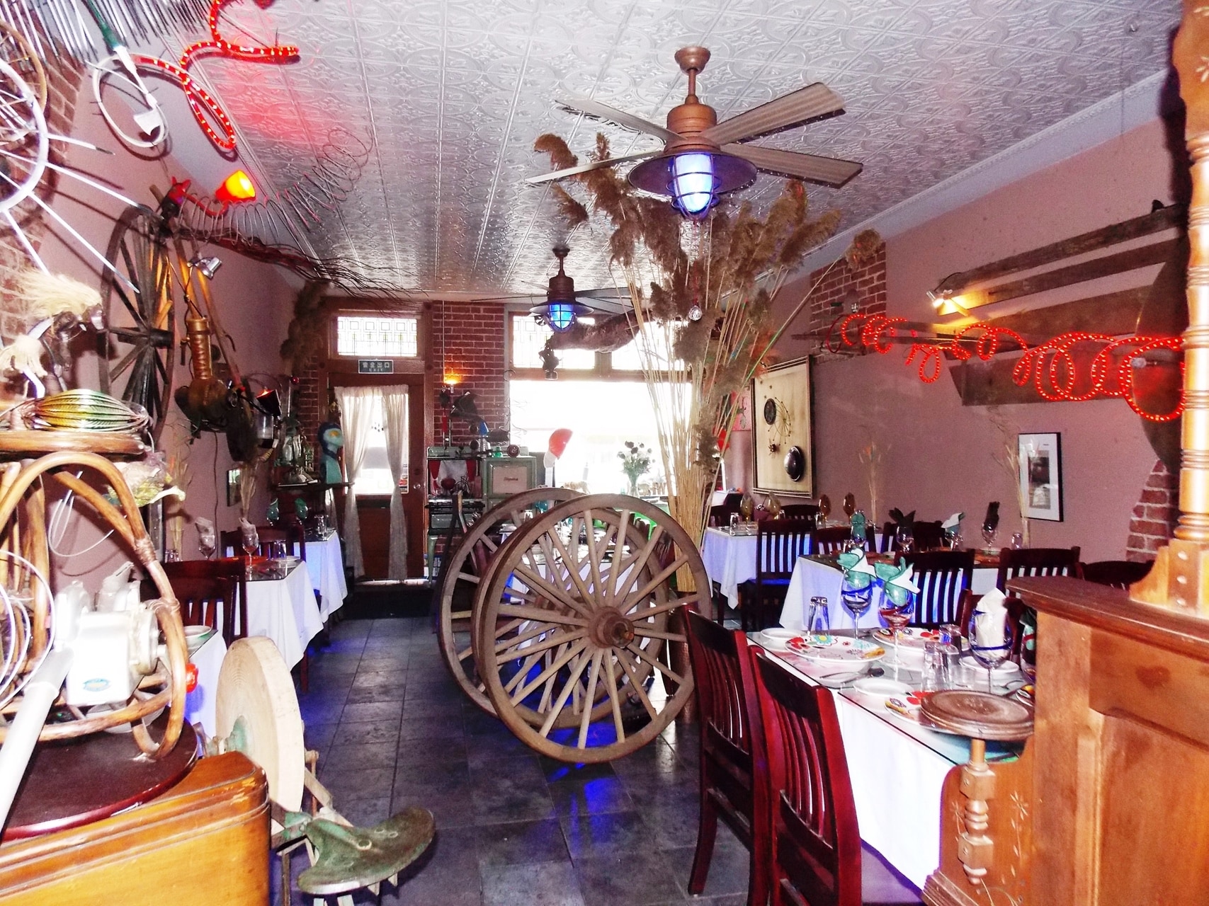 Retail in Jim Thorpe, PA for sale Primary Photo- Image 1 of 1