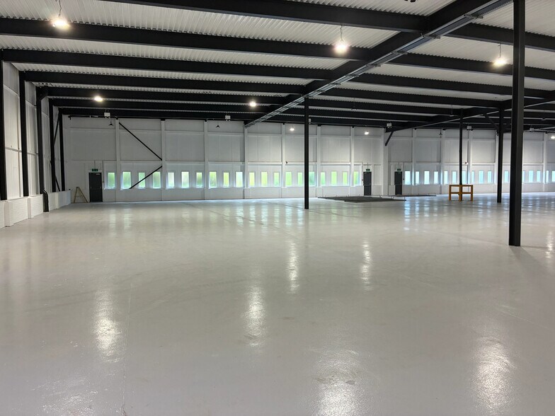 Maxwell Rd, Peterborough for lease - Building Photo - Image 3 of 21