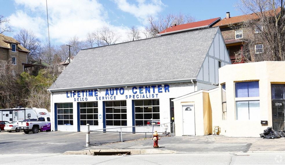 5711 Forward Ave portfolio of 2 properties for sale on LoopNet.com - Primary Photo - Image 1 of 3