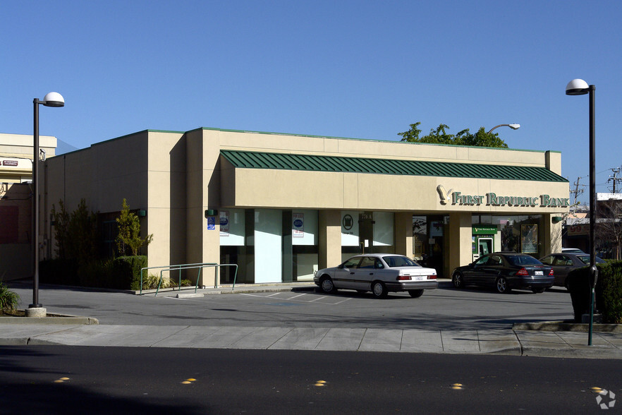 776 El Camino Real, Redwood City, CA for lease - Building Photo - Image 2 of 3