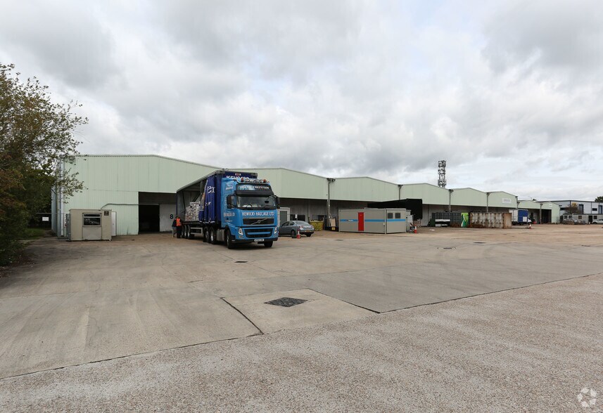 Transfesa Rd, Tonbridge, TN12 6UT Industrial for Lease