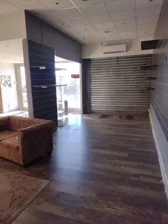 Flex in Perpignan for lease Interior Photo- Image 1 of 5