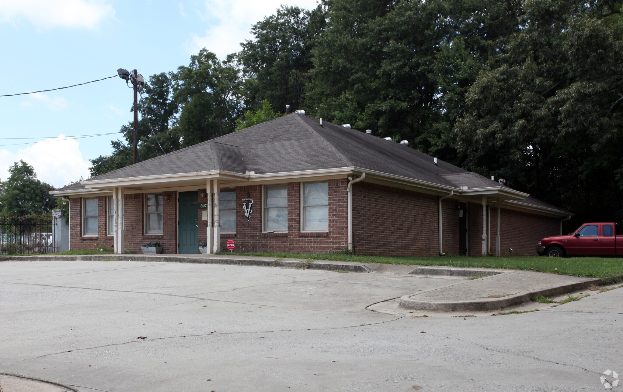 6607 Powers St, Riverdale, GA 30274