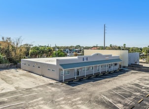 105-111 Cleveland Ave, Cocoa Beach, FL for lease Building Photo- Image 2 of 28