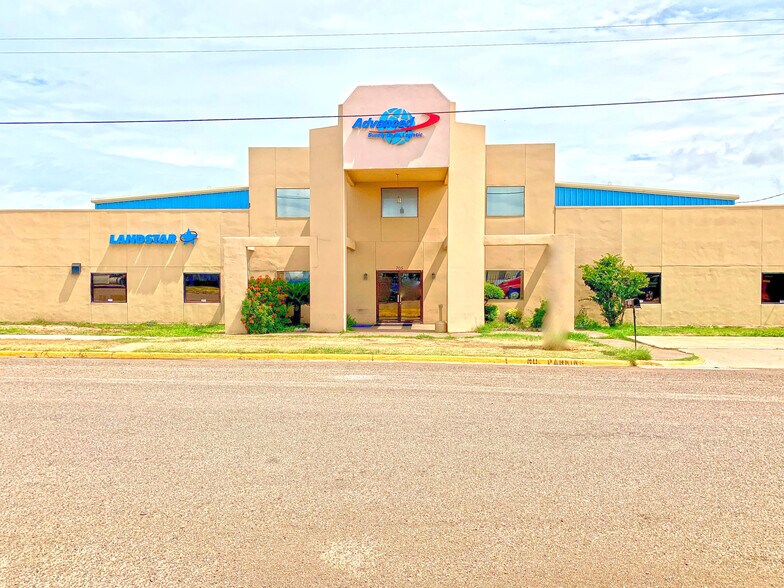 705 Enterprise St, Laredo, TX for sale - Building Photo - Image 1 of 1